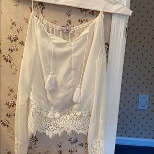 Off shoulder long sleeve dress shirt